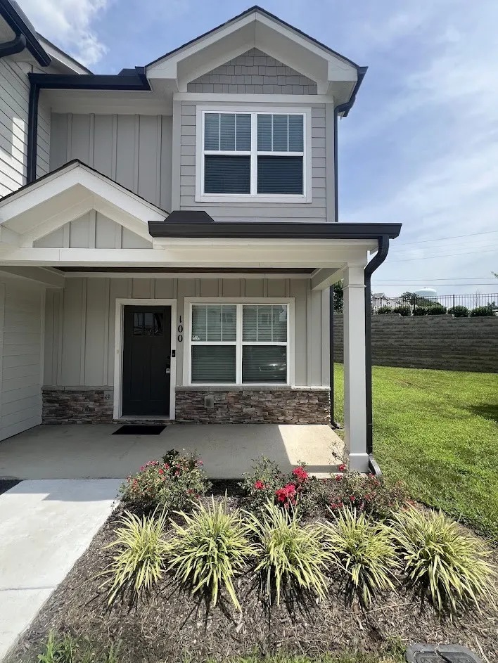 100 Bell Forge Ct White Bluff, TN 37187