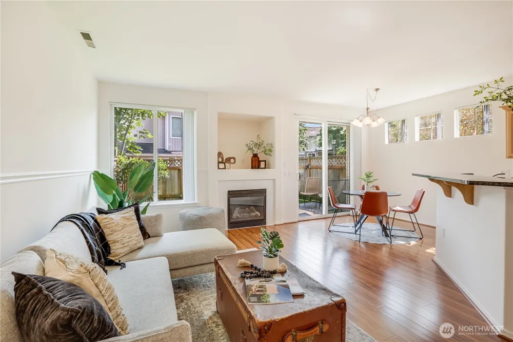 3115 SE 11th Place #1049 Renton, WA 98058