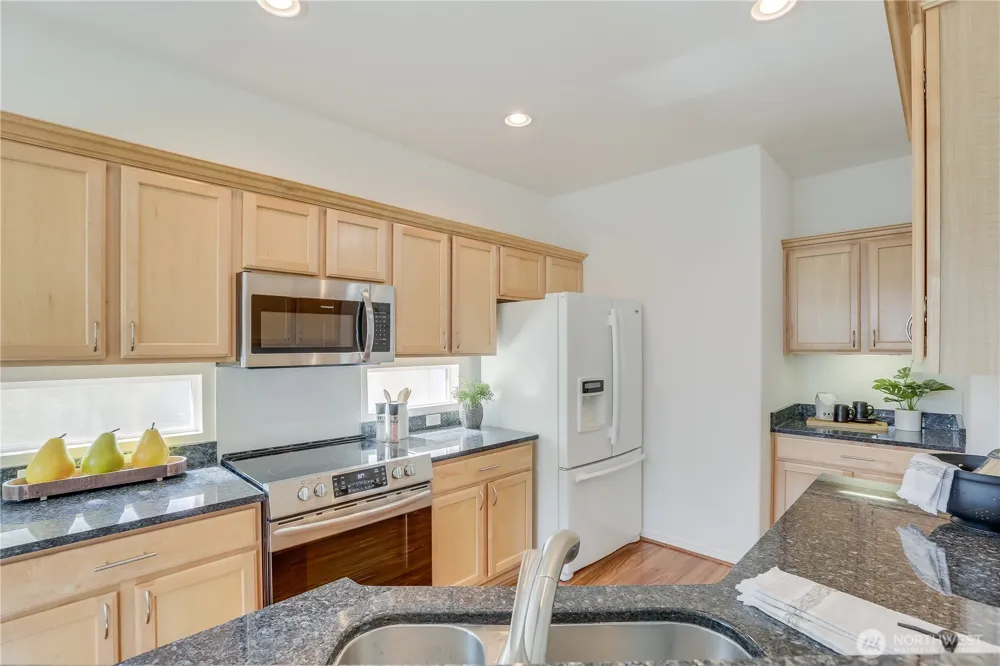 3115 SE 11th Place #1049 Renton, WA 98058