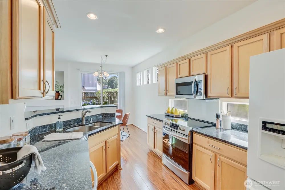 3115 SE 11th Place #1049 Renton, WA 98058