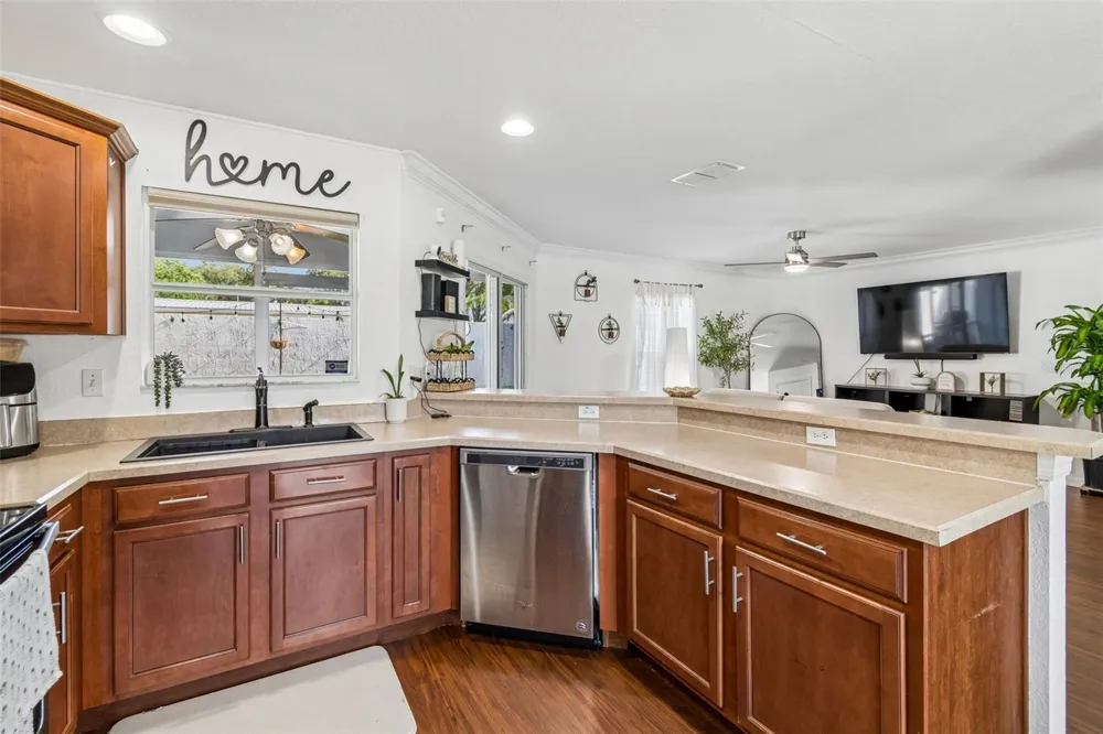222 CARPENTERS WAY #65 Lakeland, FL 33805