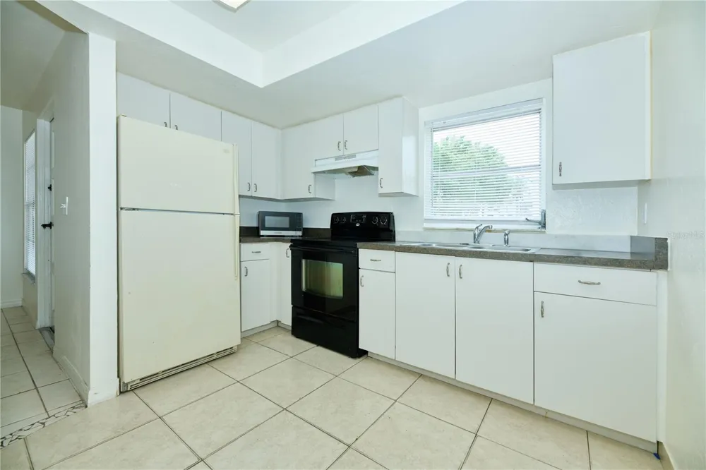2308 60TH AVENUE W #2308 Bradenton, FL 34207