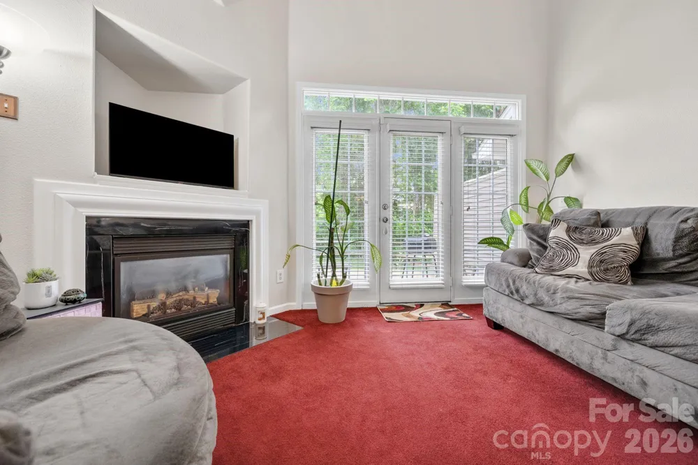 5757 Fox Ridge Lane Winston Salem, NC 27104