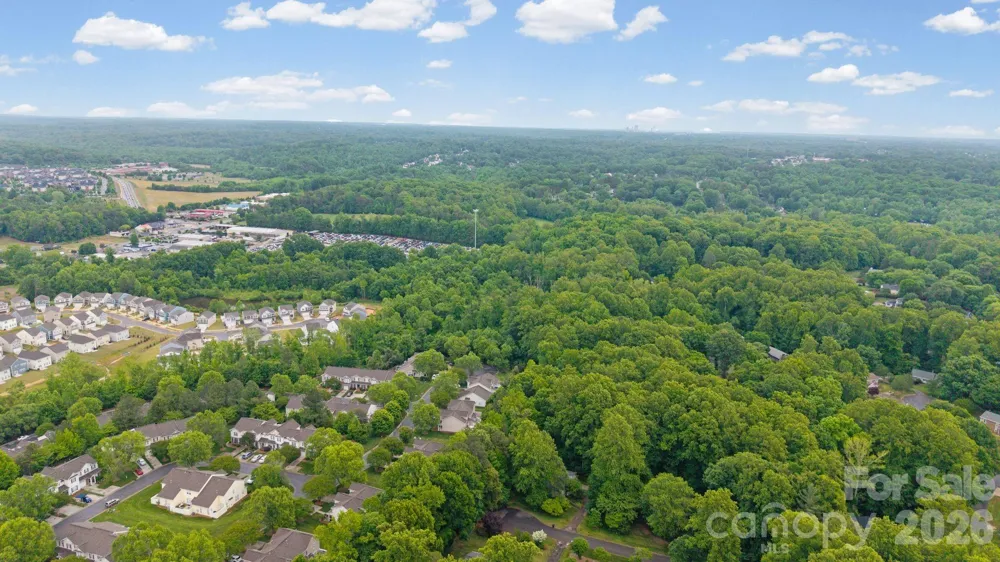 5757 Fox Ridge Lane Winston Salem, NC 27104