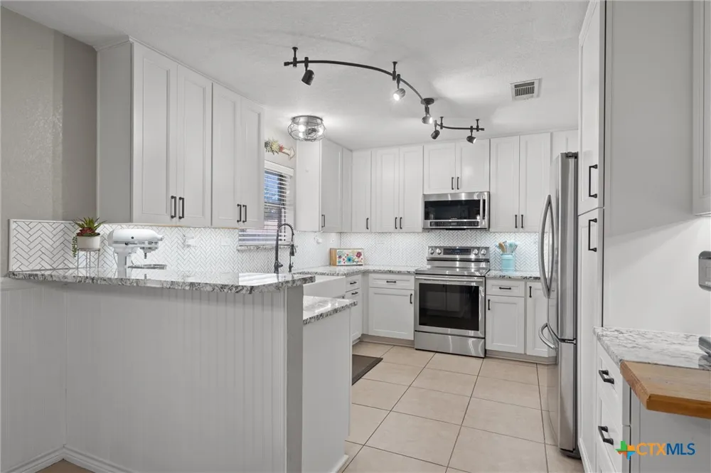 349 Seven Ranch Road Salado, TX 76571