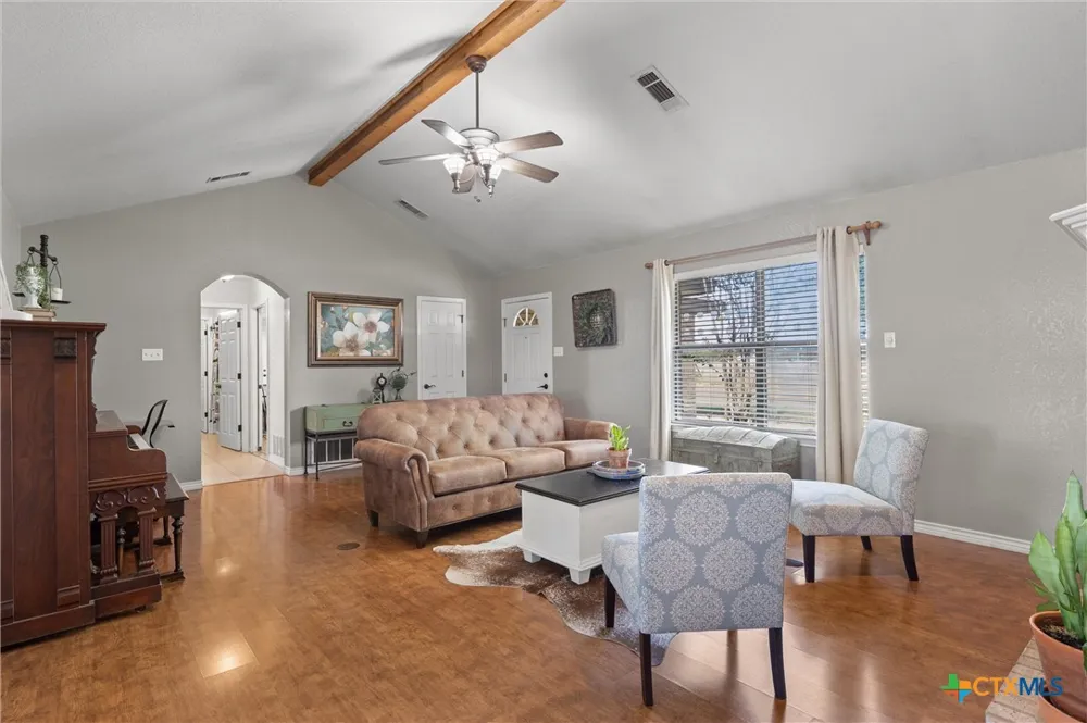 349 Seven Ranch Road Salado, TX 76571