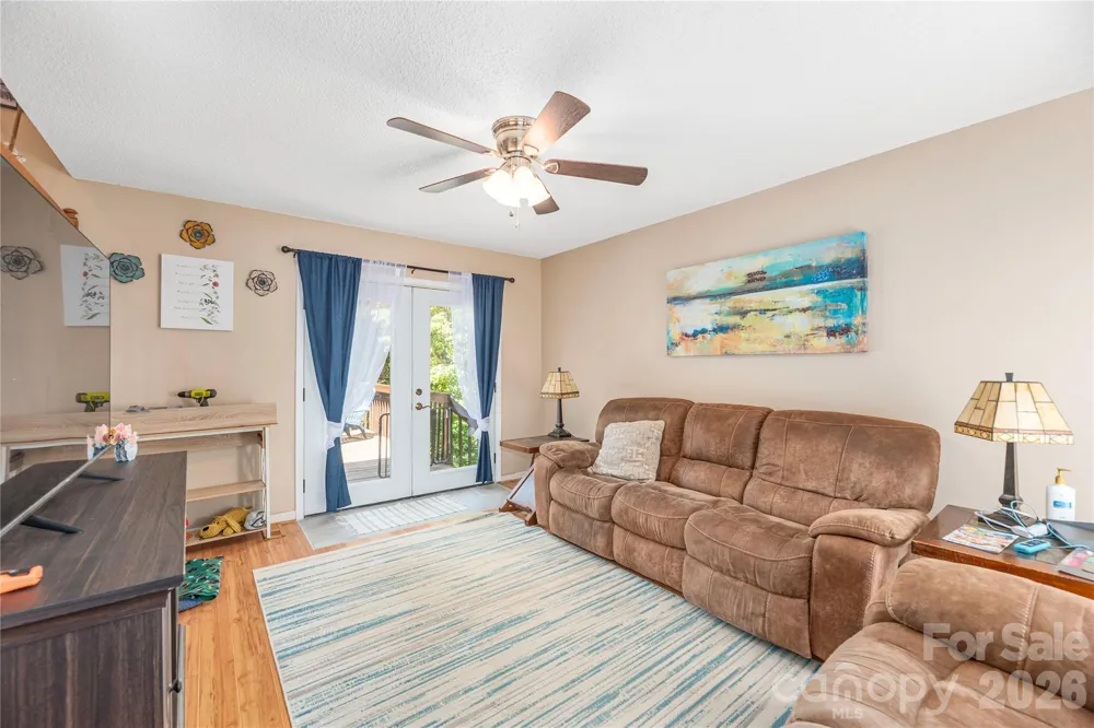 5 Summer Savory Court Flat Rock, NC 28731
