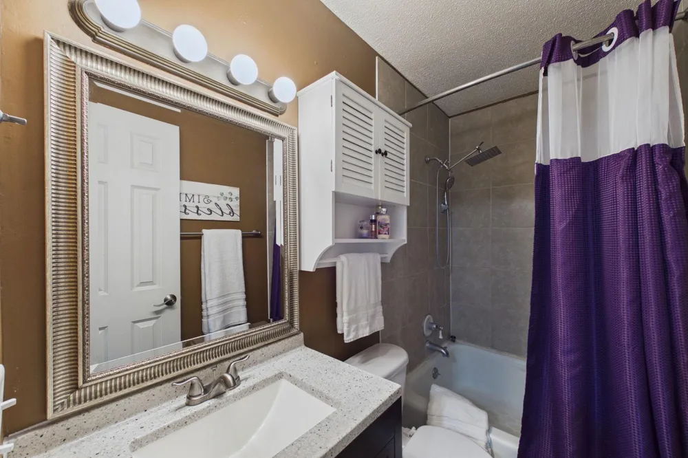 1467 Goodwin Avenue Oakdale, MN 55128