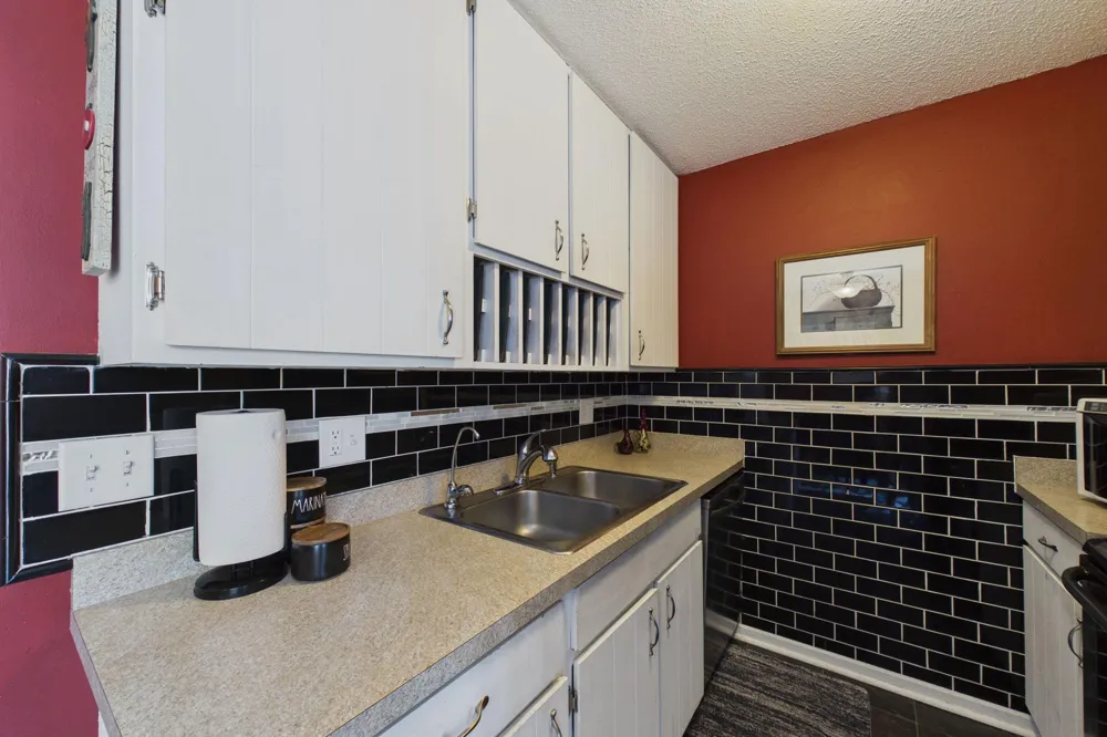 1467 Goodwin Avenue Oakdale, MN 55128