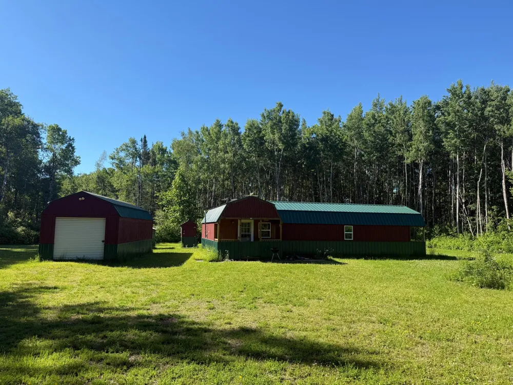 2359 County Road 8 Holyoke, MN 55749
