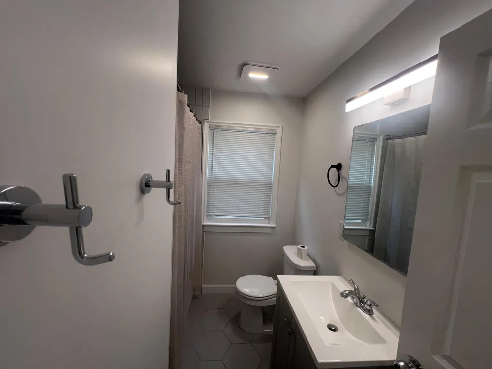 1876 Chelton Avenue W Saint Paul, MN 55104