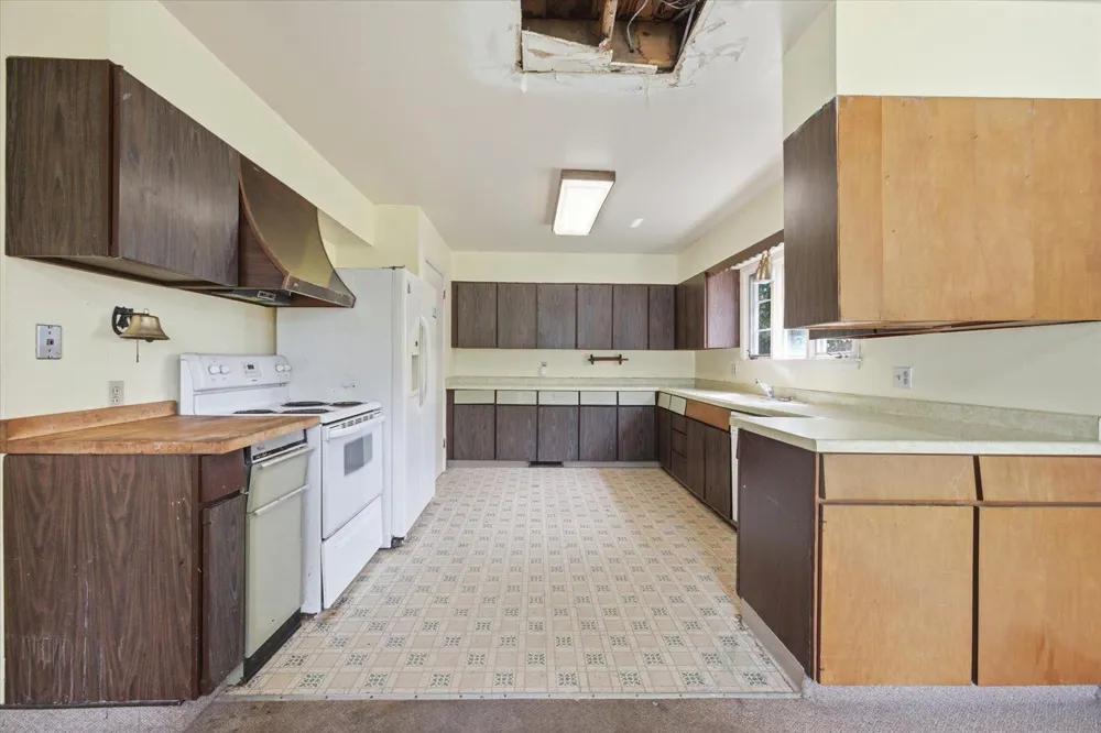 2208 4th Avenue W Hibbing, MN 55746