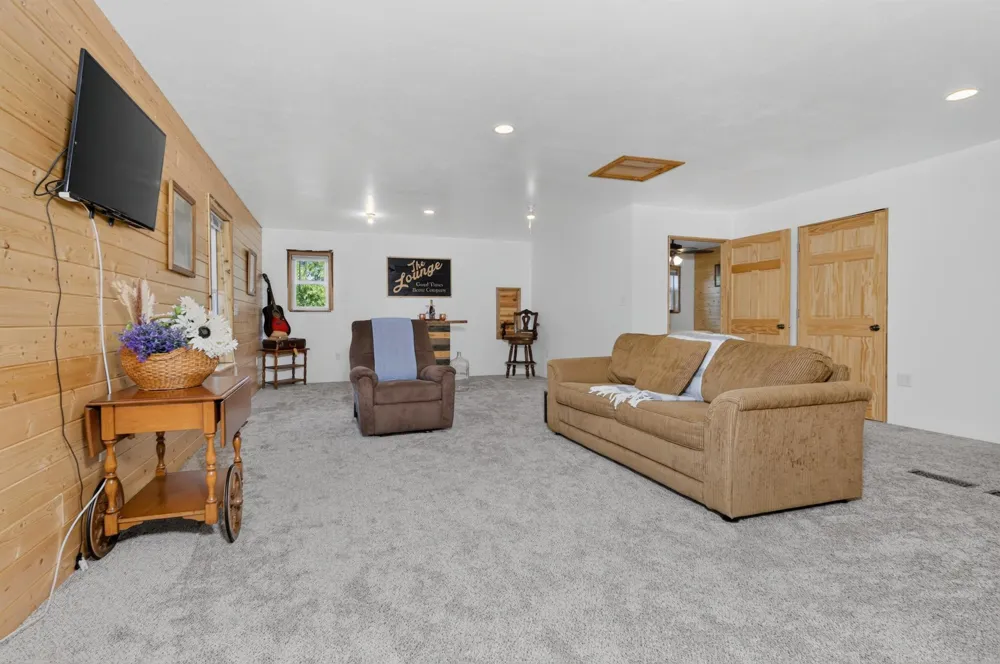 51150 N White Swan Lake Rd Bigfork, MN 56628