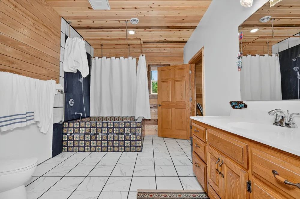 51150 N White Swan Lake Rd Bigfork, MN 56628