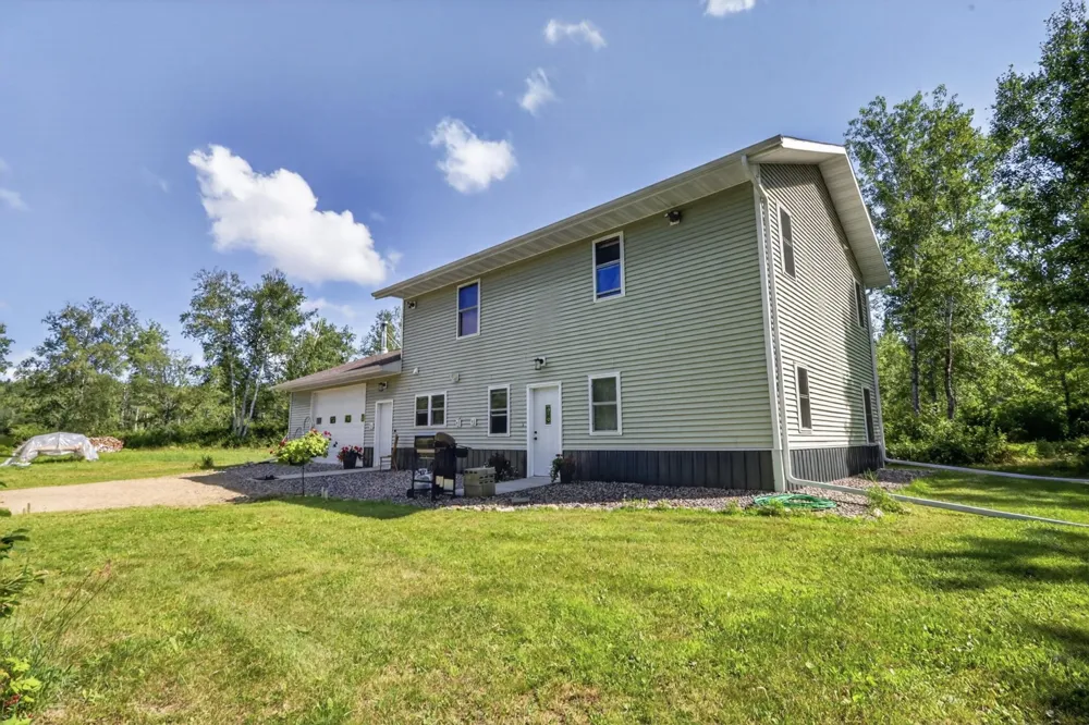 51150 N White Swan Lake Rd Bigfork, MN 56628