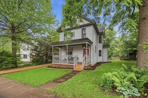 420 Oak Street