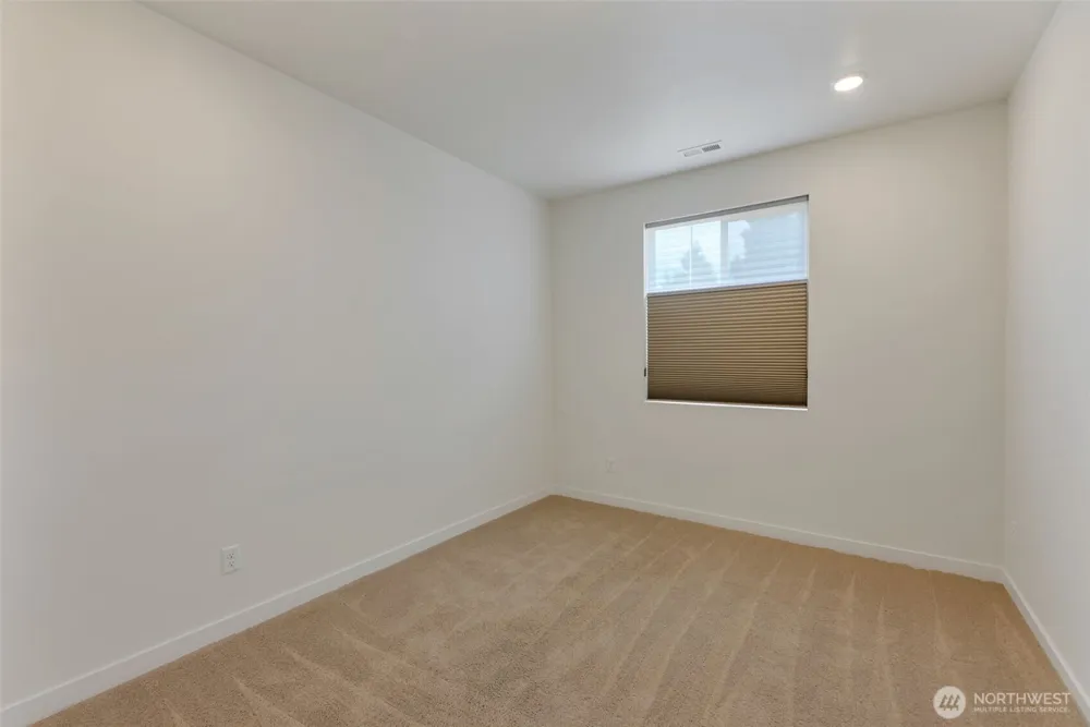 5106 S 294th Court Auburn, WA 98001