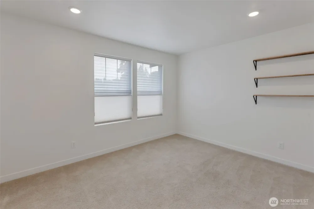 5106 S 294th Court Auburn, WA 98001
