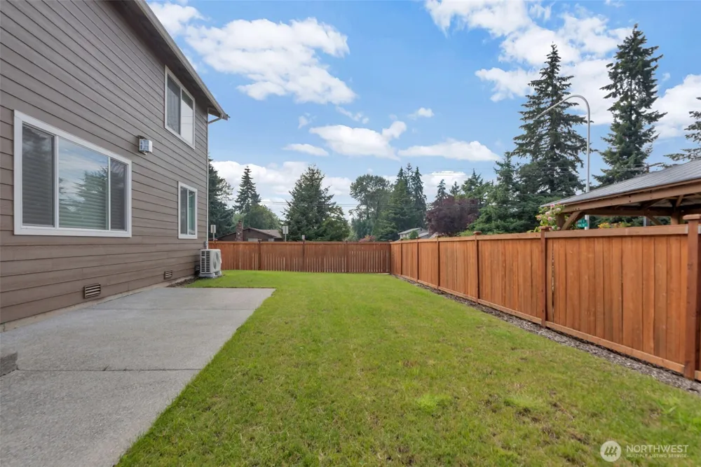 5106 S 294th Court Auburn, WA 98001