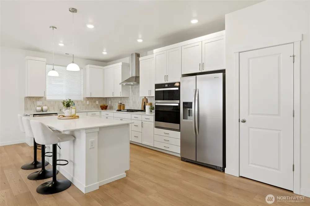 5106 S 294th Court Auburn, WA 98001