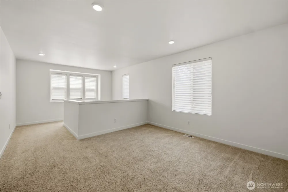 5106 S 294th Court Auburn, WA 98001