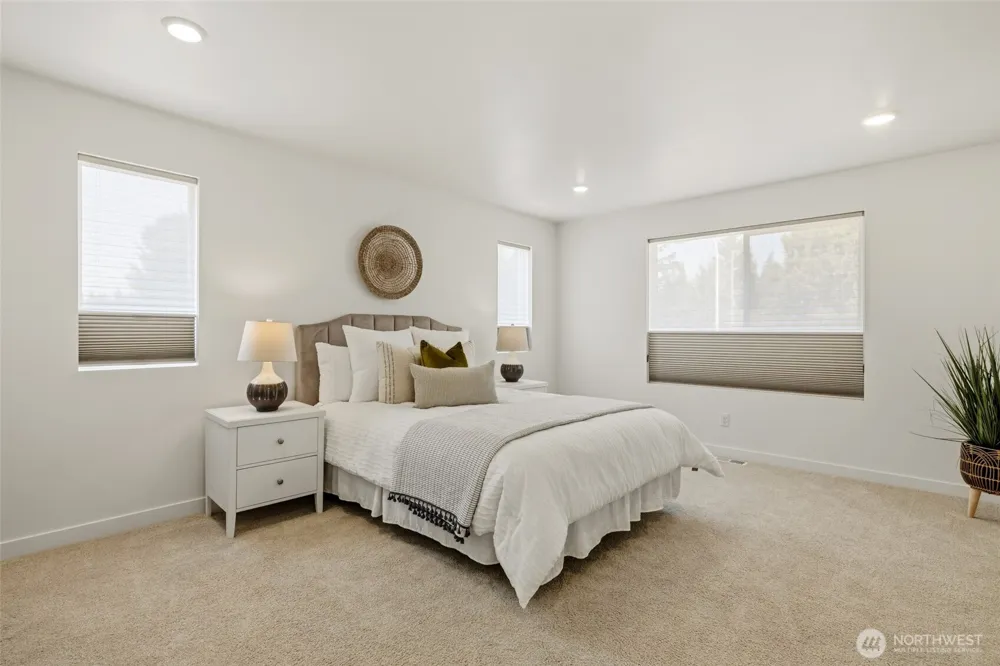 5106 S 294th Court Auburn, WA 98001