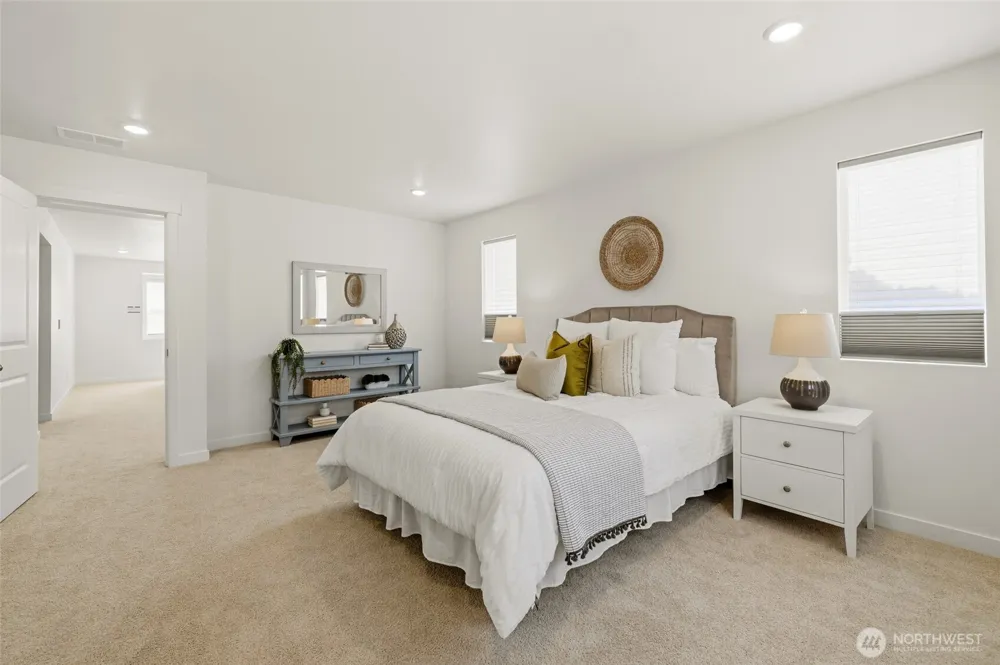 5106 S 294th Court Auburn, WA 98001