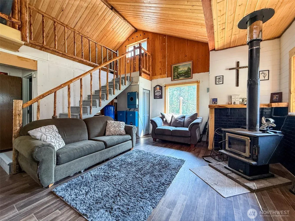 259 B S FS 33100 Mt Anne R Wauconda, WA 98859