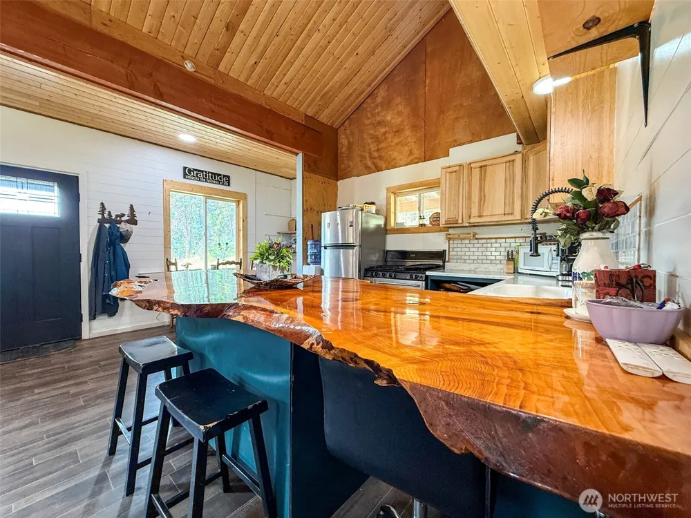 259 B S FS 33100 Mt Anne R Wauconda, WA 98859