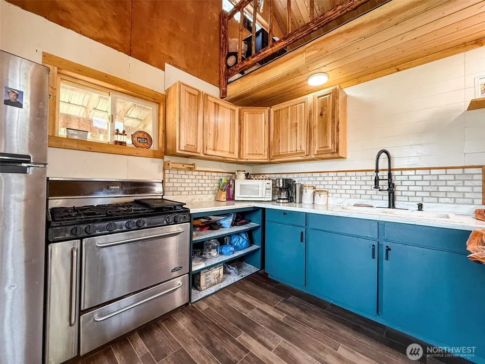 259 B S FS 33100 Mt Anne R Wauconda, WA 98859