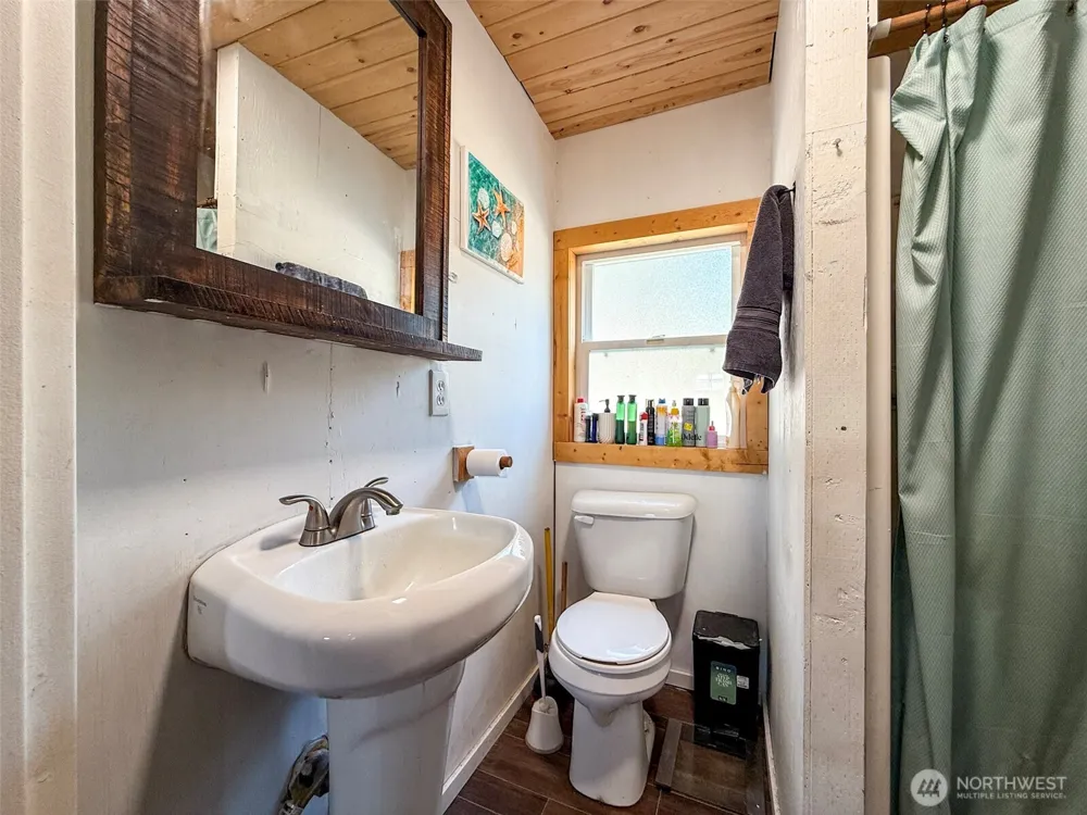 259 B S FS 33100 Mt Anne R Wauconda, WA 98859
