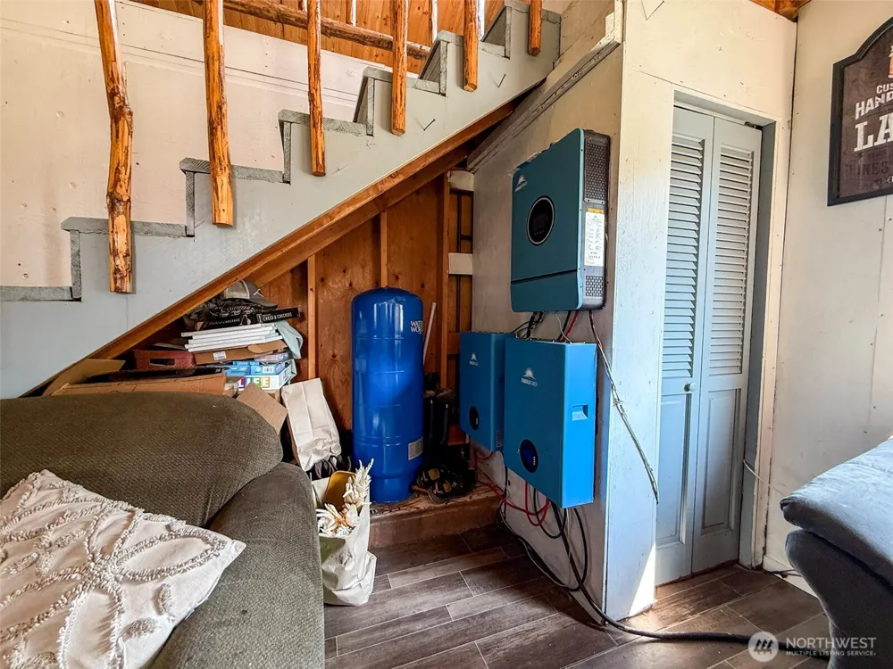 259 B S FS 33100 Mt Anne R Wauconda, WA 98859
