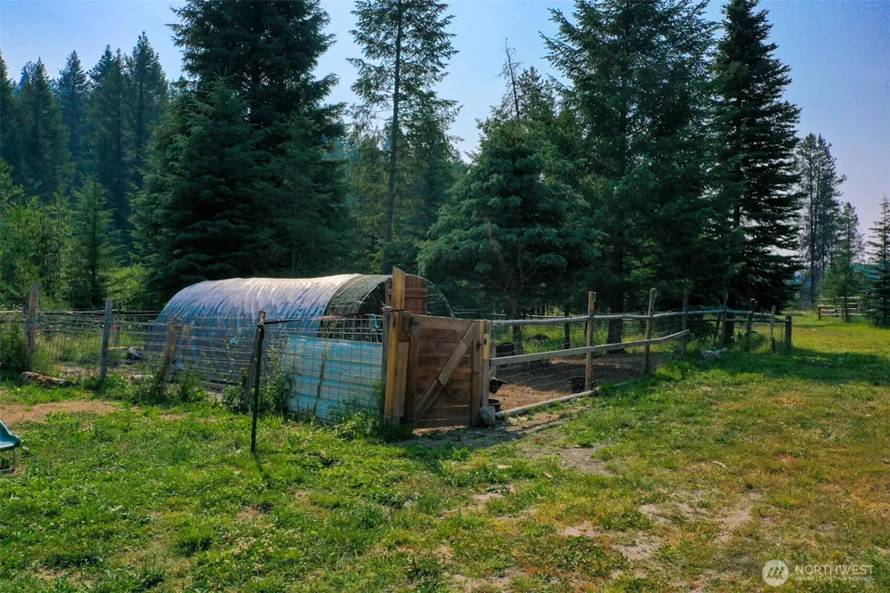 259 B S FS 33100 Mt Anne R Wauconda, WA 98859
