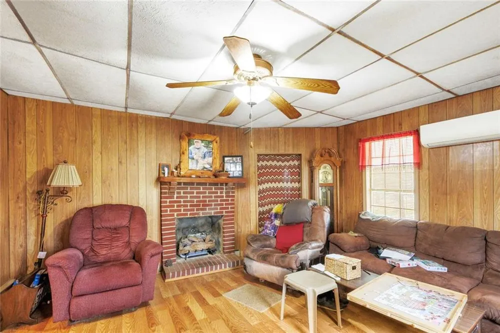 5408 Spring Street Flowery Branch, GA 30542