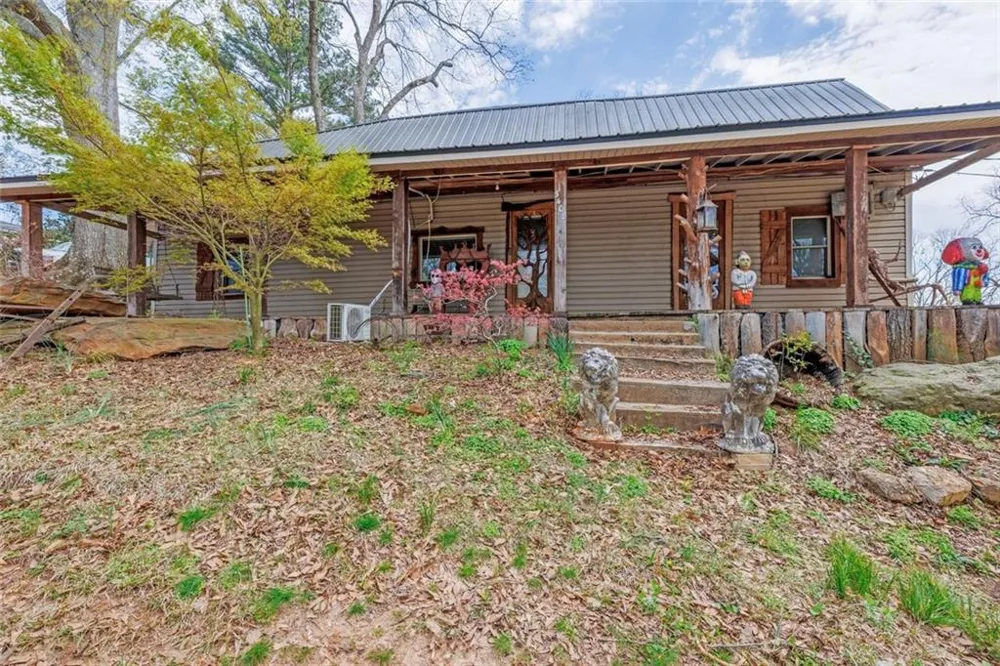 5408 Spring Street Flowery Branch, GA 30542