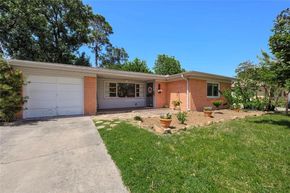 515 Azaleadell Drive Houston, TX 77018