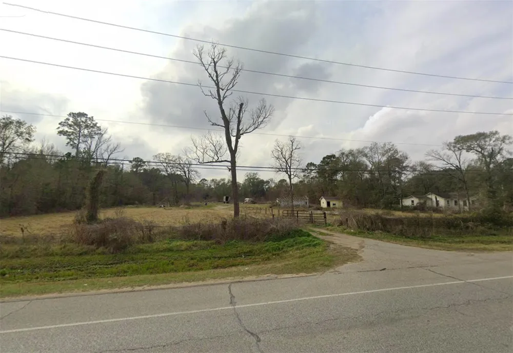 880 Fm 3083 Road Conroe, TX 77301