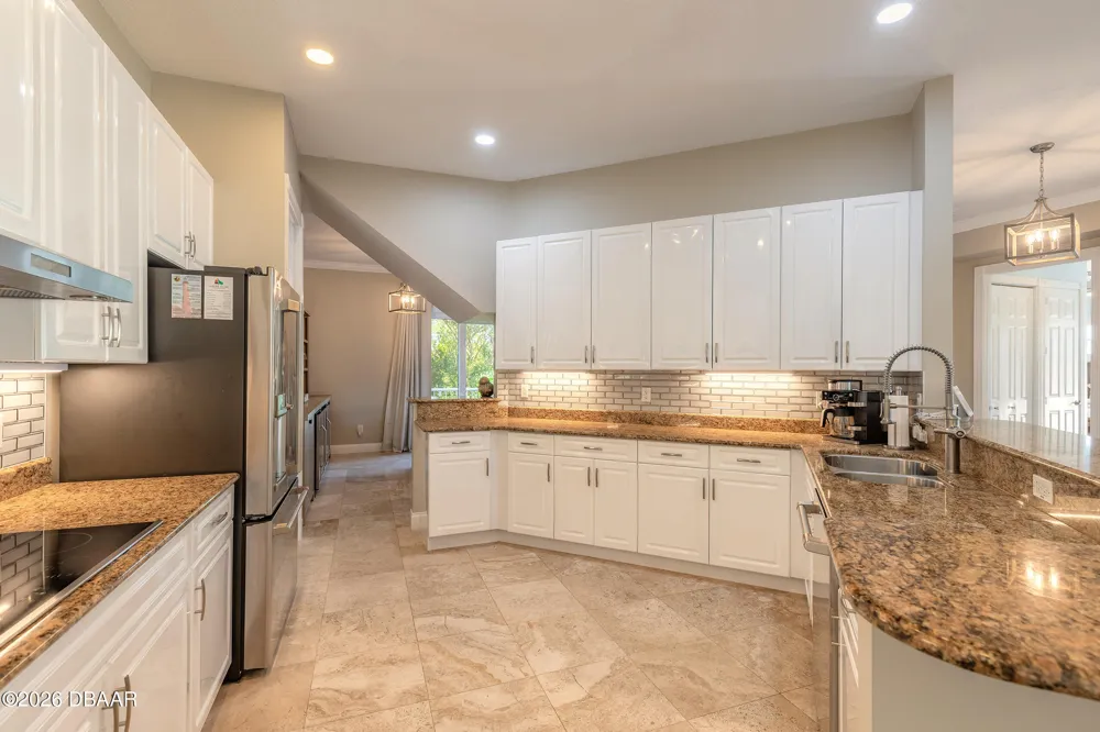 4641 Riverwalk Village Court Ponce Inlet, FL 32127