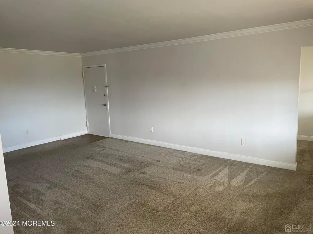 60 Manchester Court #E Freehold, NJ 07728