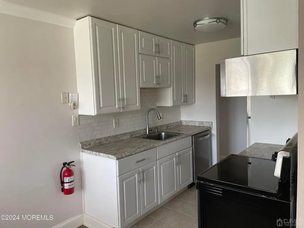 60 Manchester Court #E Freehold, NJ 07728