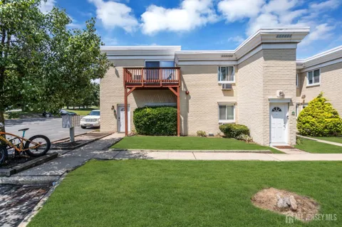 13 Lake Avenue #1A