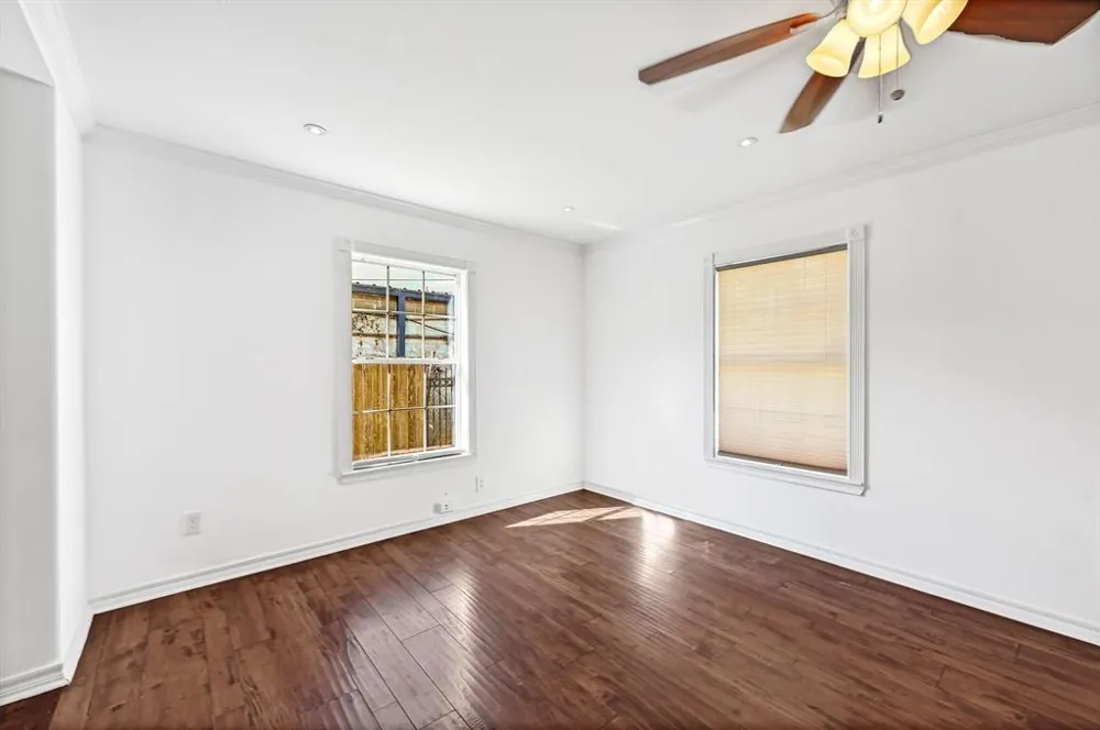 806 Gale Street Houston, TX 77009
