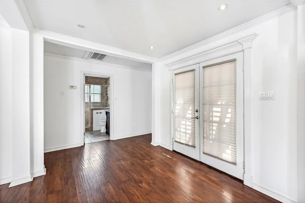 806 Gale Street Houston, TX 77009