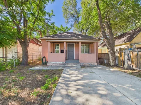 720 E 3rd Street