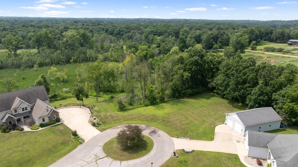 2728 Carric Court #11 Jackson, MI 49201