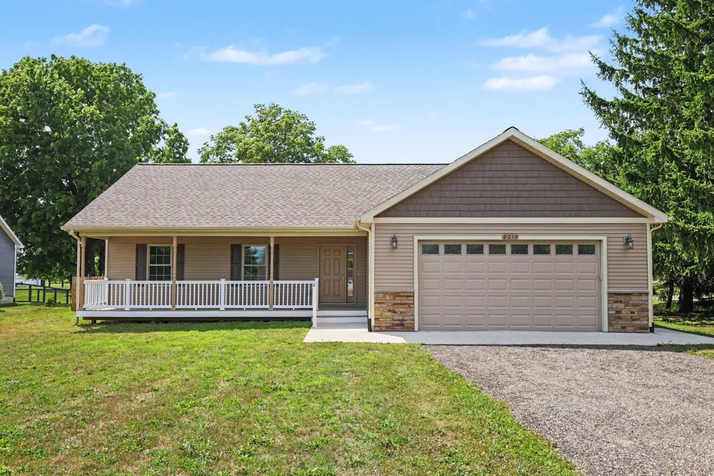 2010 Wolf Lake Road Grass Lake, MI 49240