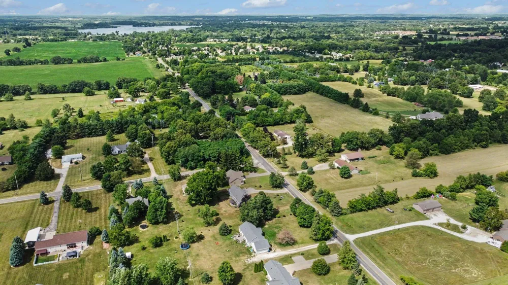 2010 Wolf Lake Road Grass Lake, MI 49240