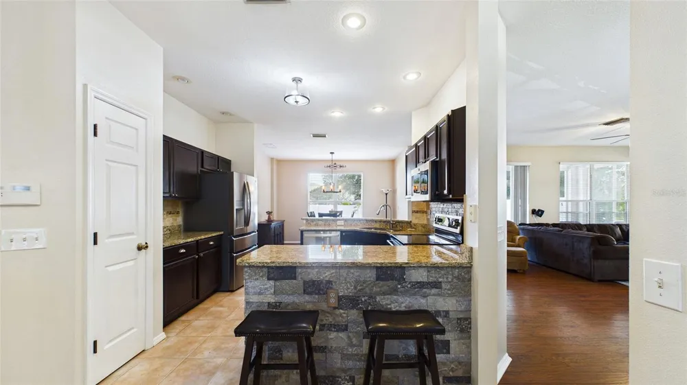 4021 3RD AVENUE E Bradenton, FL 34208