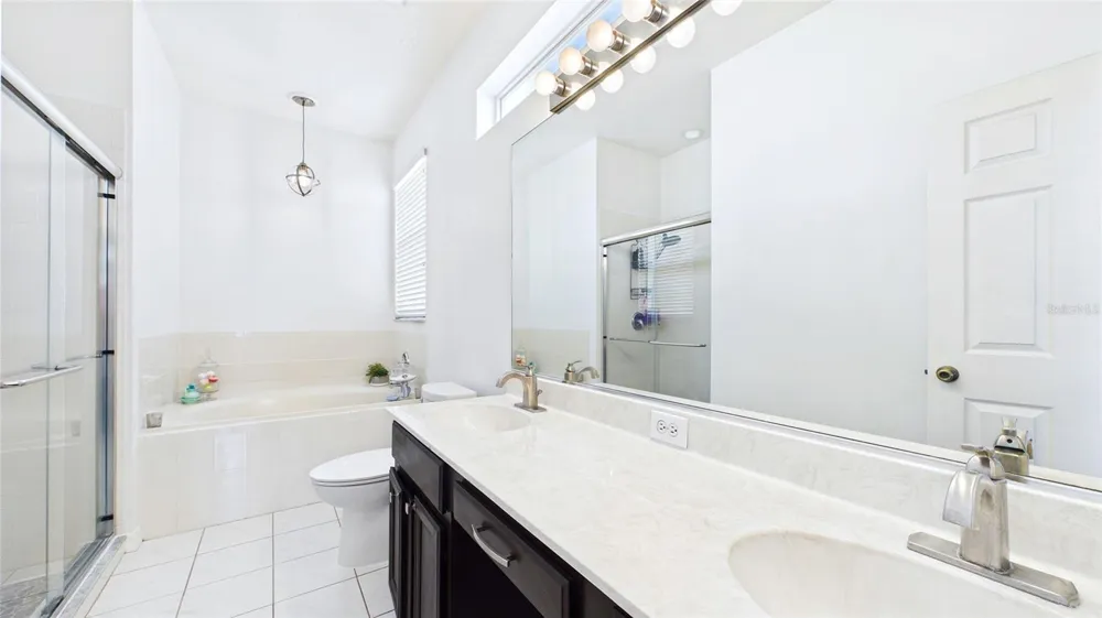 4021 3RD AVENUE E Bradenton, FL 34208