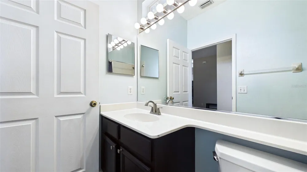 4021 3RD AVENUE E Bradenton, FL 34208